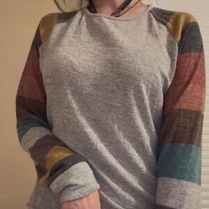 gray / neutral tone striped long sleeve top